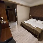 Ven Diofa De Lux Panzio Frühstückspension 4*