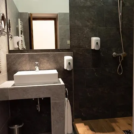 Ven Diofa De Lux Panzio 4* Szeged