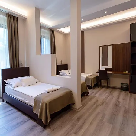 Ven Diofa De Lux Panzio 4* Szeged