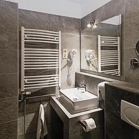 Bed & Breakfast Ven Diofa De Lux Panzio Szeged