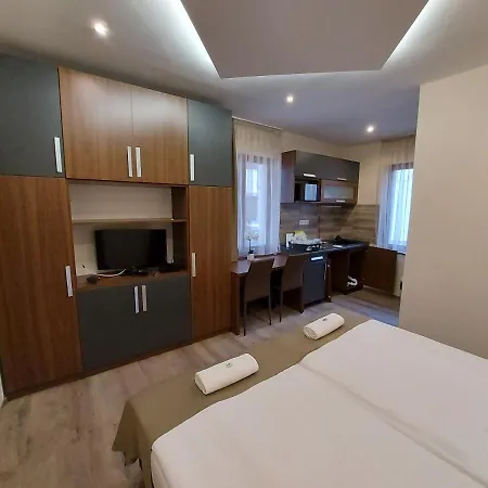 Ven Diofa De Lux Panzio 4* Szeged