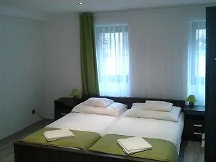 Ven Diofa De Lux Panzio Bed & Breakfast 4*