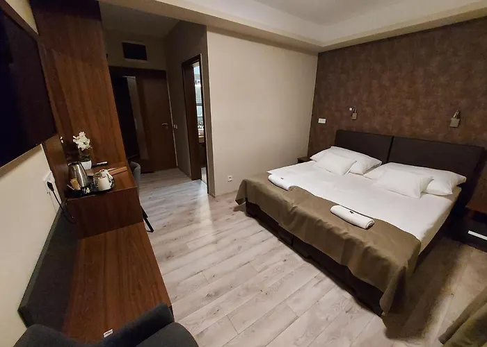 Ven Diofa De Lux Panzio Bed & Breakfast 4*
