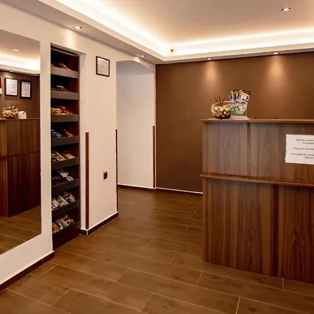 Ven Diofa De Lux Panzio B&B 세게드