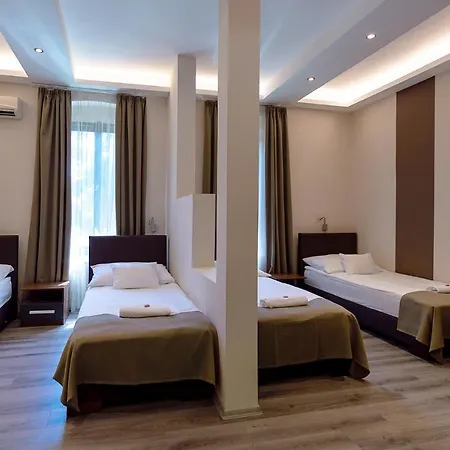 Ven Diofa De Lux Panzio 4* Segedín