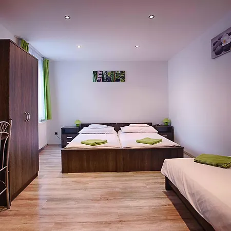 Ven Diofa De Lux Panzio B&B 4*