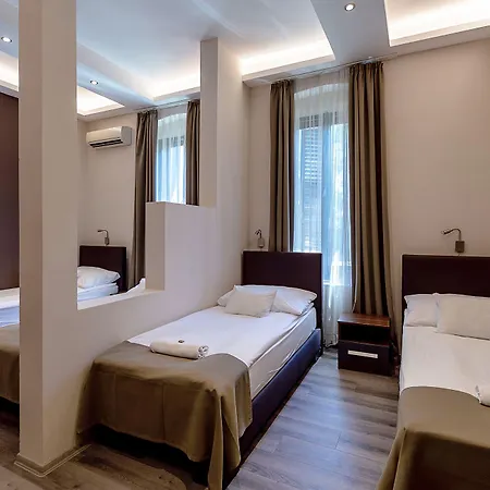 Bed & Breakfast Ven Diofa De Lux Panzio