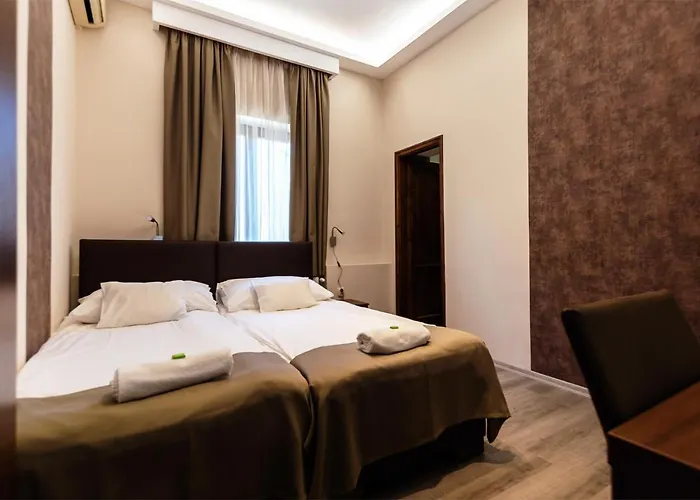 Ven Diofa De Lux Panzio Szeged